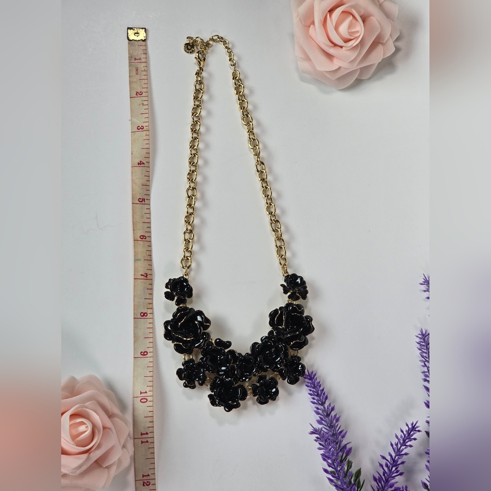 Talbots Black & Gold Statement Bib Necklace, Cascading Flowers. - Picture 12 of 12